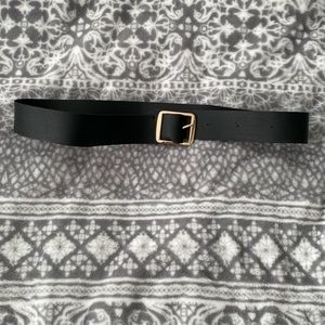 Black and gold belt